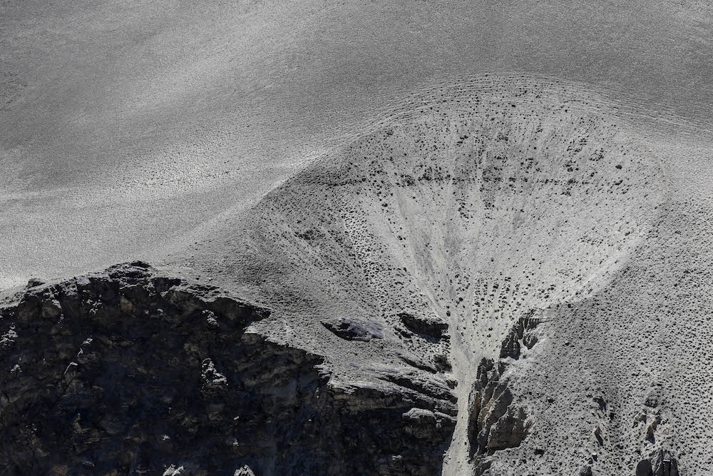 Krater, Pamir TJ